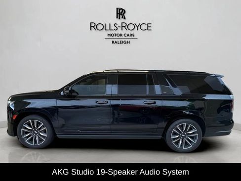 Used 2021 Cadillac Escalade ESV Sport w/ Driver Assist Tech Package image 6