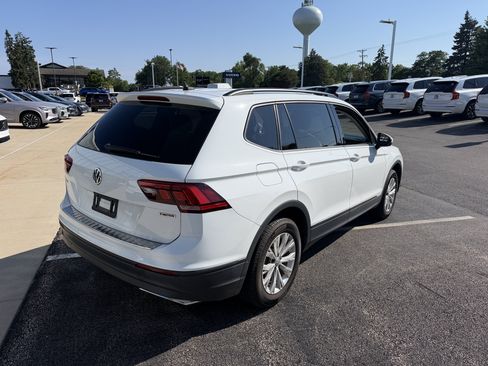 Used 2020 Volkswagen Tiguan S w/ 3rd Row Seat Package AWD/4WD image 4