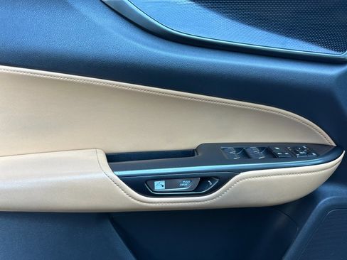 Used 2024 Lexus NX 250 FWD image 11