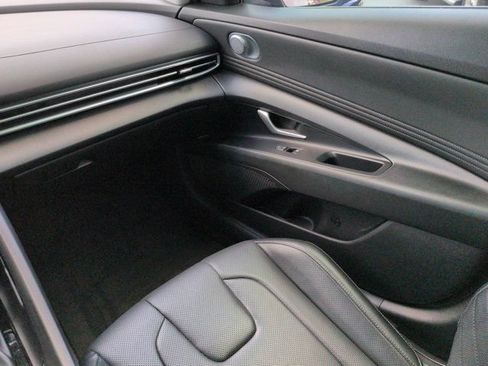 Used 2021 Hyundai Elantra Limited w/ Cargo Package FWD image 16