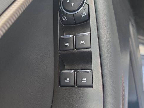 Used 2025 Ford Explorer Active image 15