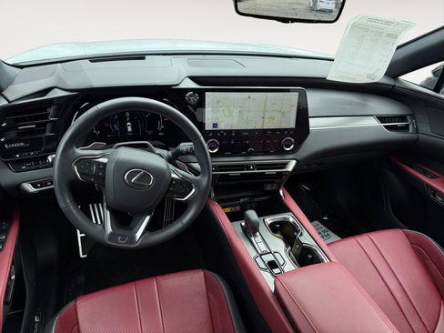 Used 2024 Lexus RX 500h F Sport w/ Convenience Package image 15