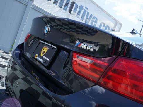 Used 2016 BMW M4 Coupe w/ Executive Package RWD image 89