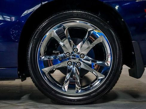 Used 2014 Dodge Charger R/T RWD image 40