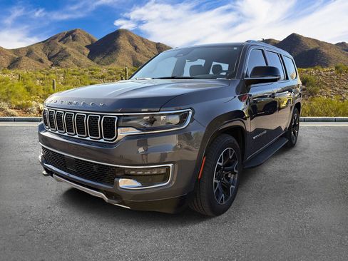 Used 2025 Jeep Wagoneer Series II w/ Advanced All Terrain Group AWD/4WD image 14