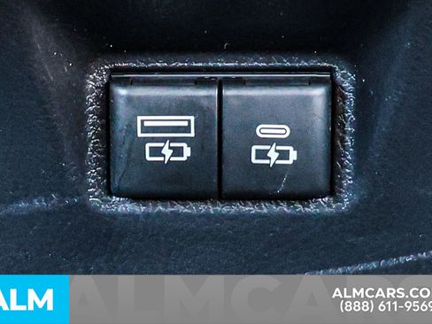 Used 2025 Toyota Camry LE image 49