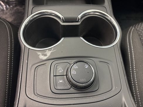 Certified 2024 GMC Terrain SLE image 32