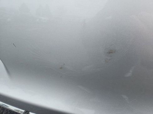 Used 2017 Buick LaCrosse Essence image 4