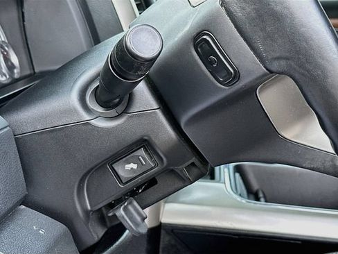 Used 2016 RAM 2500 Laramie AWD/4WD image 11