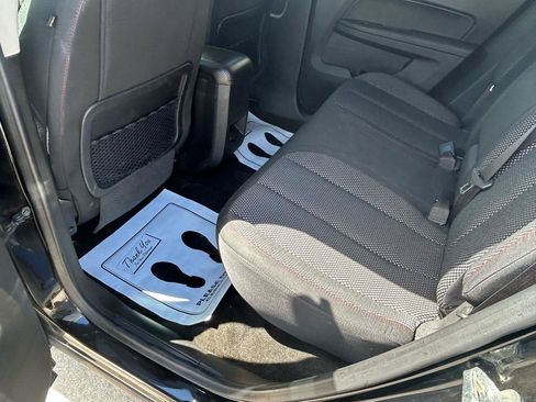 Used 2017 Chevrolet Equinox LT w/ Convenience Package FWD image 9