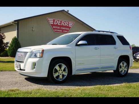 Used 2015 GMC Terrain Denali FWD image 1