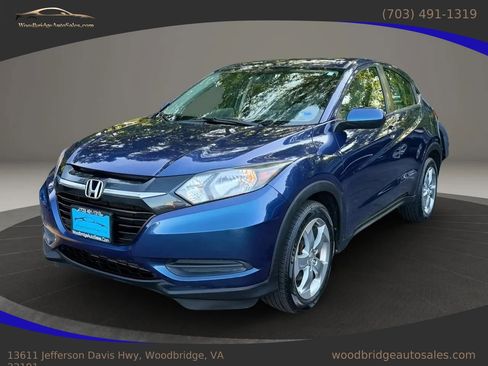 Used 2017 Honda HR-V LX image 9