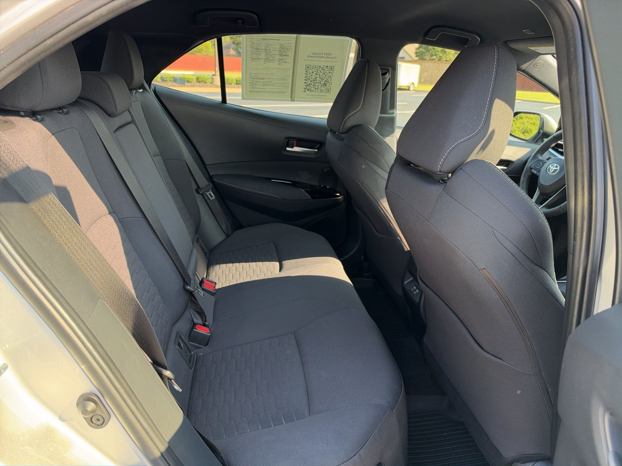 Used 2024 Toyota Corolla SE FWD image 18