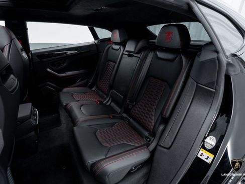 Used 2024 Lamborghini Urus S image 56