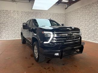 Used 2024 Chevrolet Silverado 2500 High Country w/ Technology Package AWD/4WD video 1