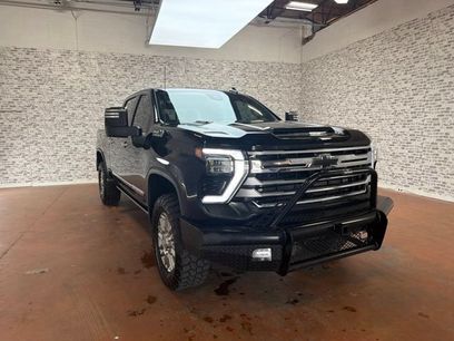 Used 2024 Chevrolet Silverado 2500 High Country w/ Technology Package