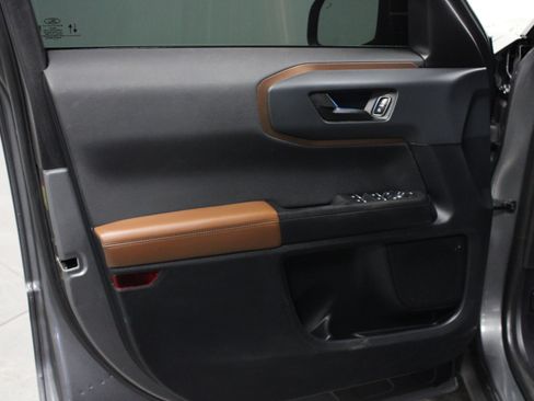 Used 2021 Ford Bronco Sport Outer Banks AWD/4WD image 11