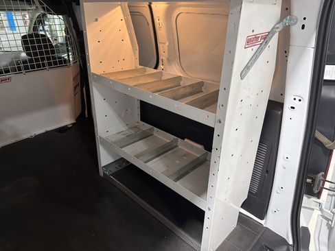 Used 2018 Ford Transit Connect XLT image 31