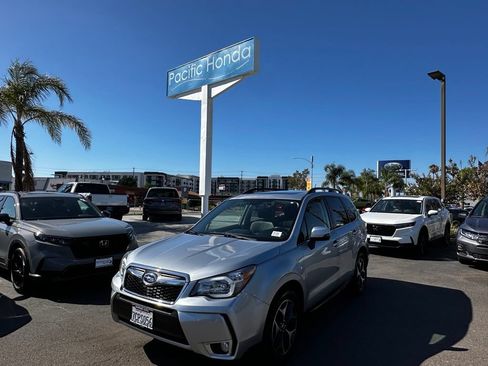 Used 2014 Subaru Forester 2.0XT Touring AWD/4WD image 2