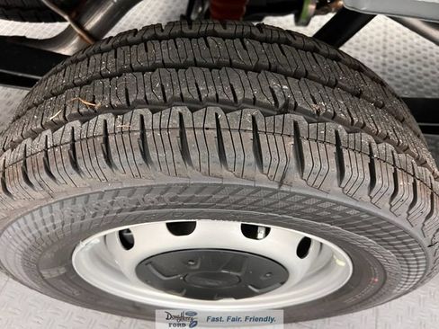New 2026 Ford Transit 250 148 Medium Roof w/ Load Area Protection Package RWD image 19