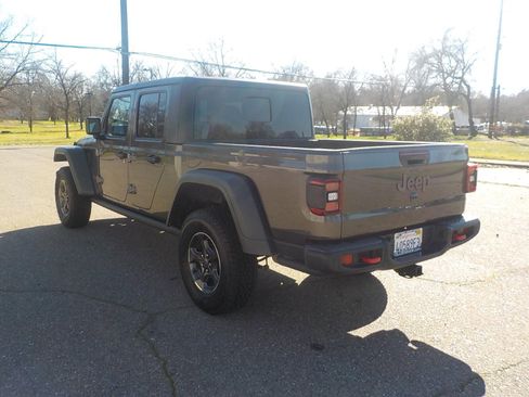 Used 2021 Jeep Gladiator Rubicon image 6