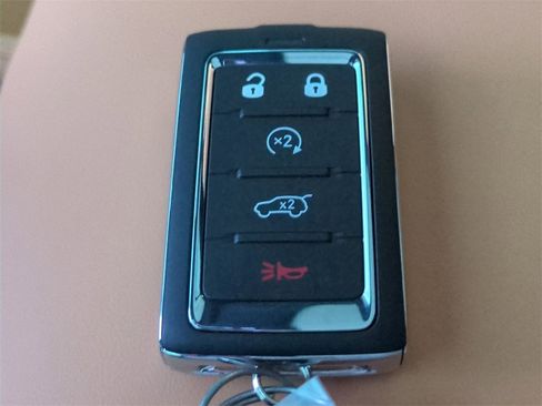 New 2025 Jeep Grand Cherokee Summit image 32