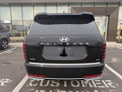 Certified 2026 Hyundai Palisade Calligraphy image 4