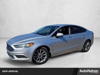 Used 2017 Ford Fusion SE w/ Fusion SE Technology Package video 1