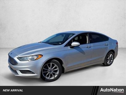 Used 2017 Ford Fusion SE w/ Fusion SE Technology Package