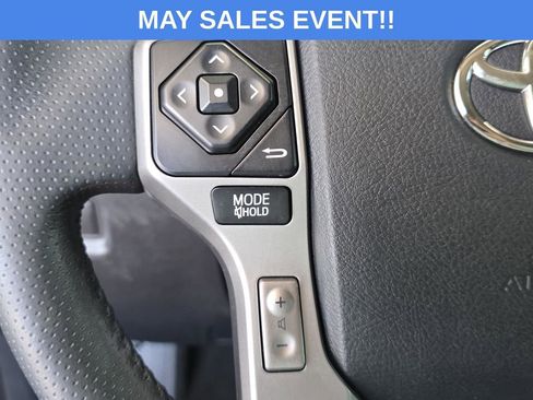 Used 2019 Toyota 4Runner SR5 AWD/4WD image 25