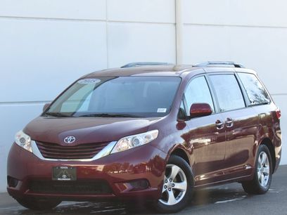 Used 2015 Toyota Sienna LE