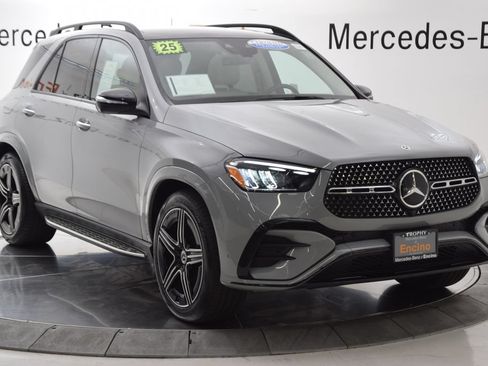 Used 2025 Mercedes-Benz GLE 450 4MATIC w/ AMG Line Exterior image 8
