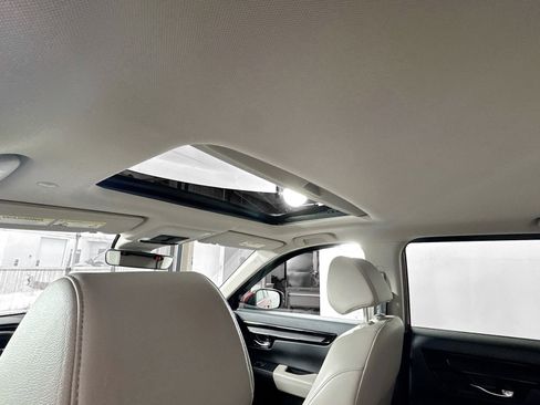 Used 2025 Honda CR-V EX-L image 15