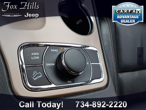 Used 2015 Jeep Grand Cherokee Limited image 25