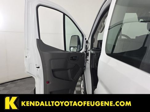 Used 2023 Ford Transit 350 XLT RWD image 18