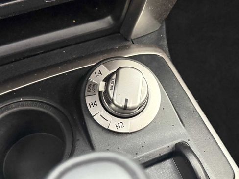 Used 2022 Toyota 4Runner SR5 Premium image 29