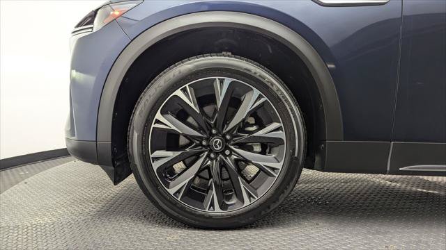 Used 2024 MAZDA CX-90 Plug-In Hybrid w/ Premium Plus AWD/4WD image 30