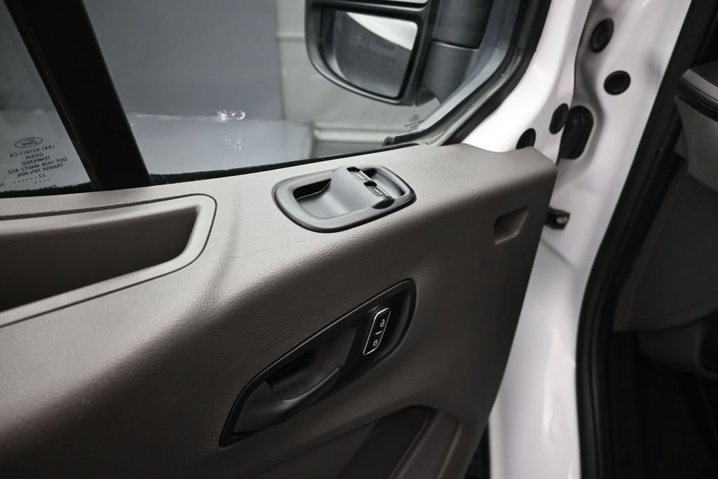 Used 2023 Ford Transit 350 XLT RWD image 12
