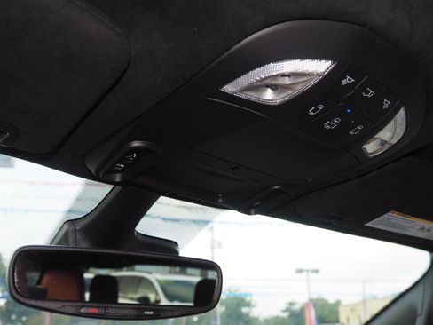 New 2026 Chrysler Pacifica Pinnacle image 32