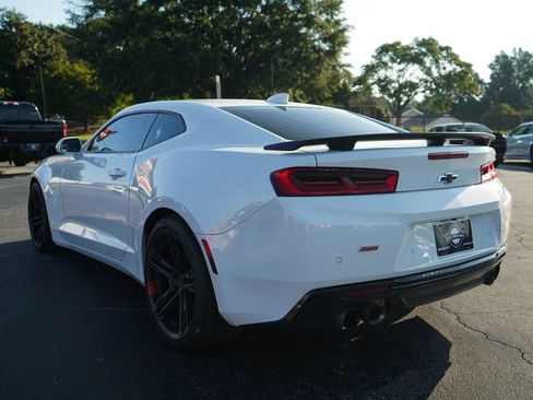 Used 2017 Chevrolet Camaro SS RWD image 4