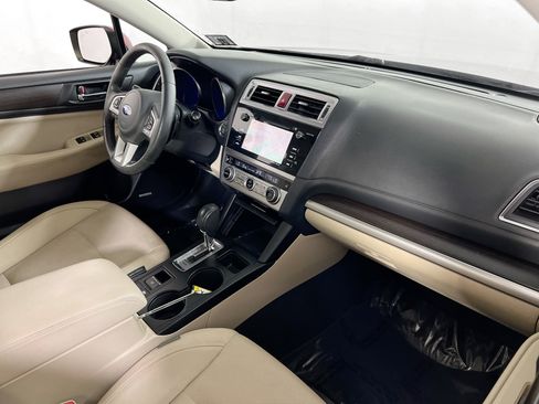 Used 2017 Subaru Legacy 2.5i Limited AWD/4WD image 29