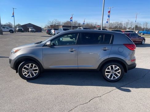 Used 2016 Kia Sportage LX image 5