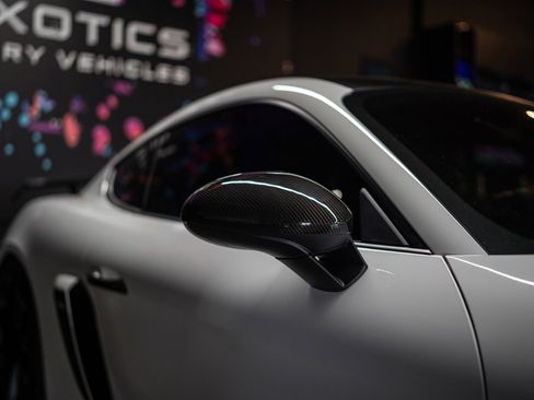 Used 2020 Porsche 718 Cayman GT4 image 13