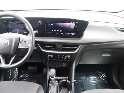 Used 2025 Buick Encore GX Preferred FWD image 14
