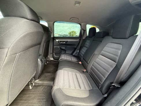 Used 2019 Honda CR-V LX image 6