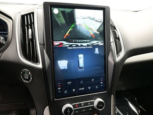 Used 2024 Ford Edge SEL AWD/4WD image 35