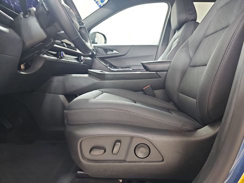 Used 2025 Chevrolet Equinox LT w/ Convenience Package II AWD/4WD image 35