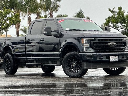 Used 2021 Ford F250 Lariat image 2