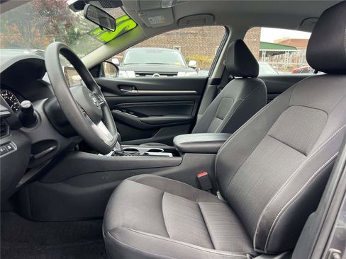 Certified 2021 Nissan Altima 2.5 SV image 24