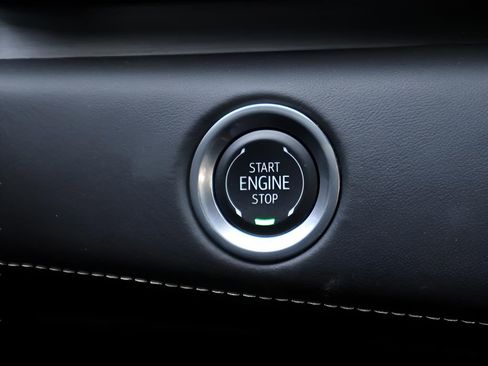 Used 2024 Cadillac Escalade Sport Platinum w/ Heavy-Duty Trailer Package image 32